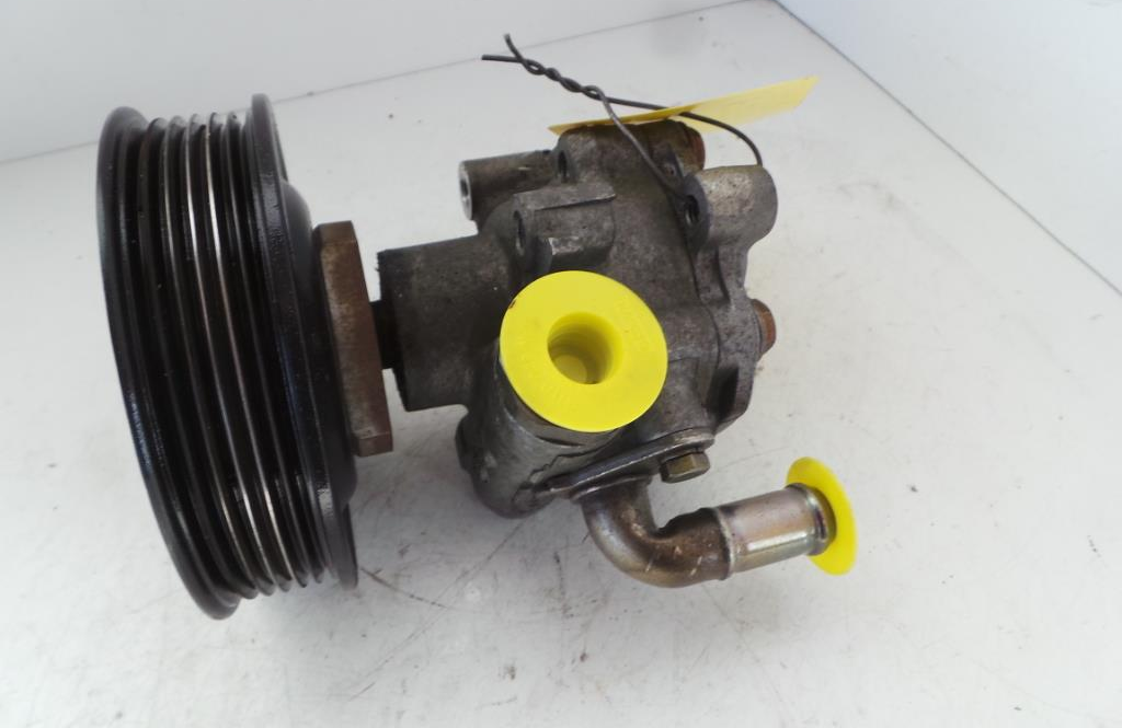 VW Golf 4 1J Servopumpe 1.4 55kw *AKQ* 1J0422154B KYB